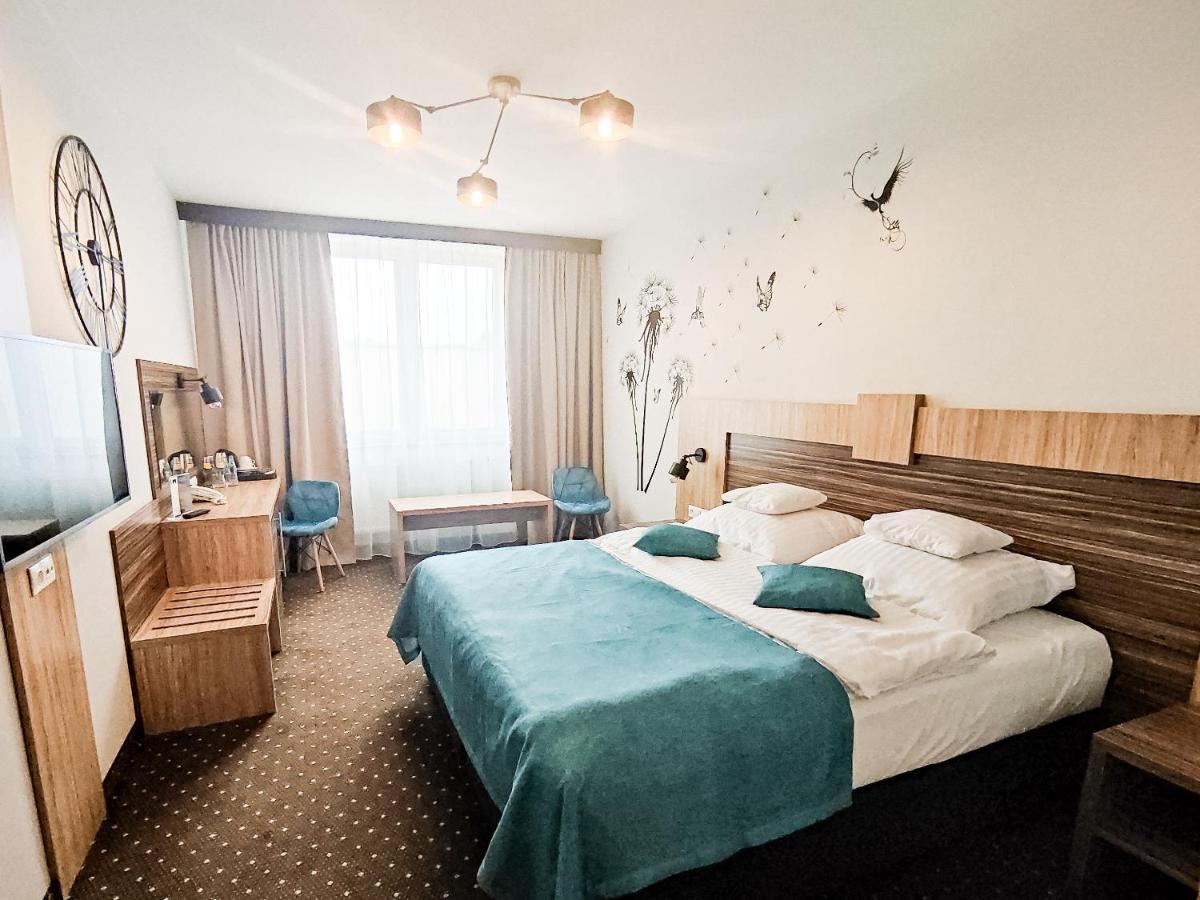 Hotel Milenium Legnica Exterior photo