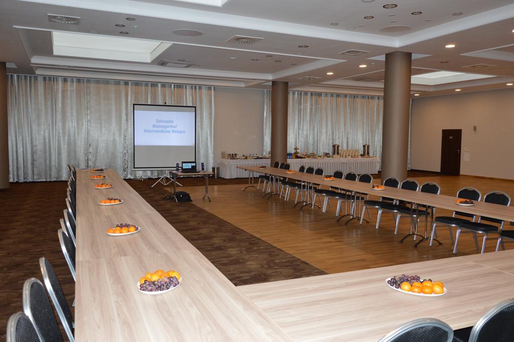 Hotel Milenium Legnica Exterior photo