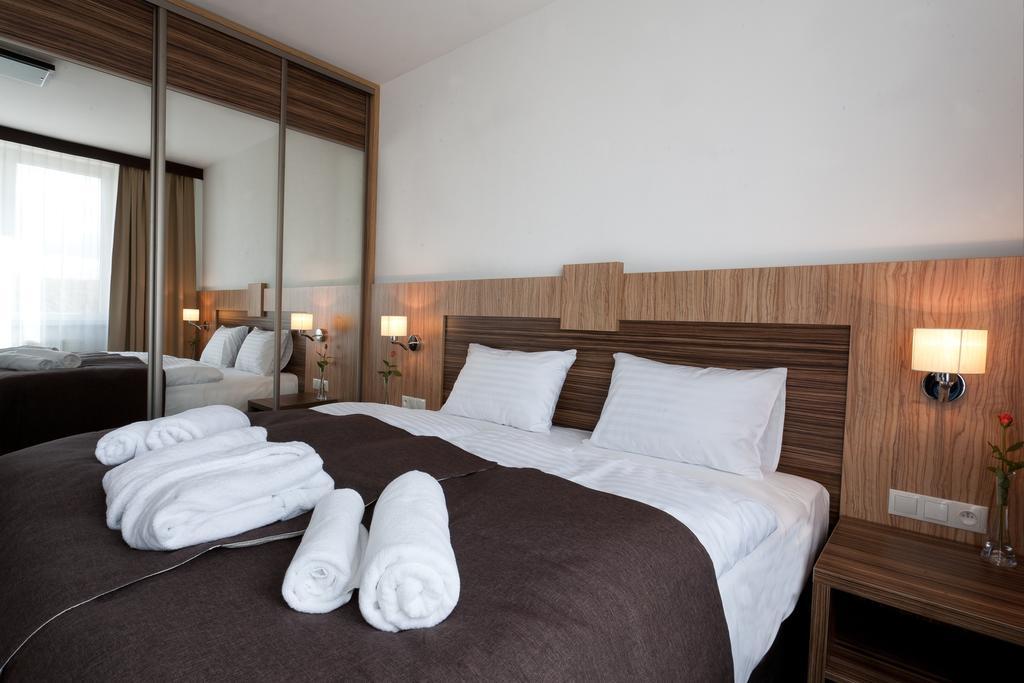 Hotel Milenium Legnica Room photo